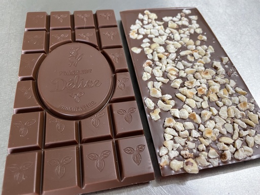 Tablettes choc. lait & éclats de noisettes - Vrac
